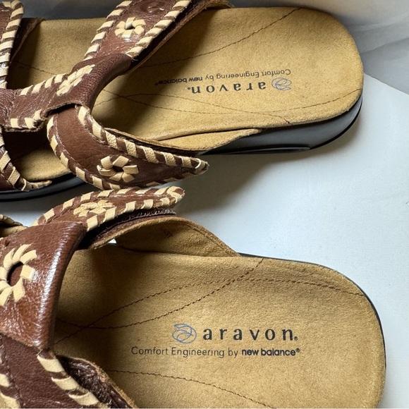 Aragon Comfort Engineering By New Balance Brown Leather Slip On Sandals - Picture 8 of 10